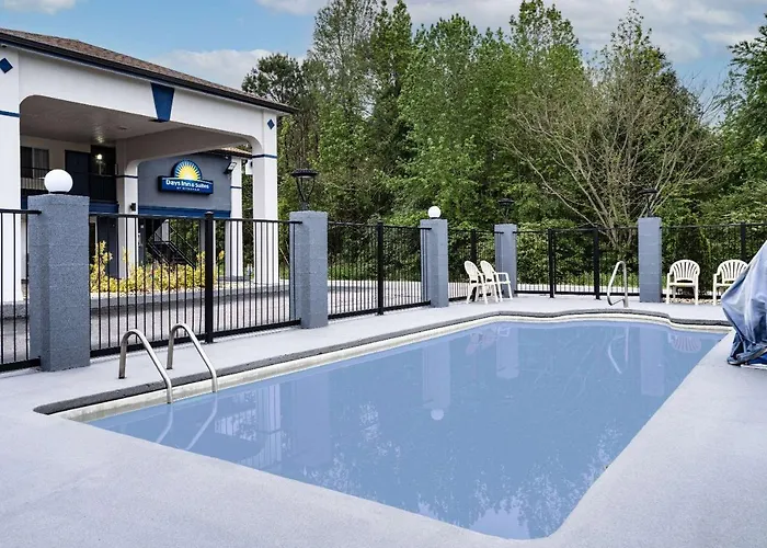 Days Inn By Wyndham Hamilton
