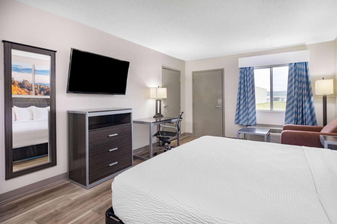 Days By Wyndham Motel
